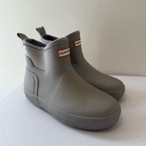 Hunter Chelsea Rain Boot Size US 1 #SH-2